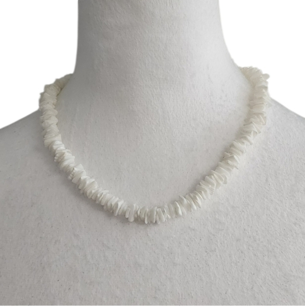 💥4 For $20💥Puka Shell Beaded Necklace White